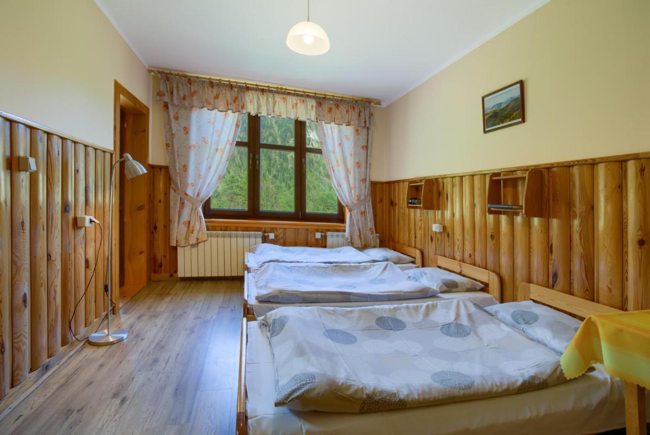 Schronisko Pttk Trzy Korony Bed and Breakfast Sromowce Niżne Buitenkant foto