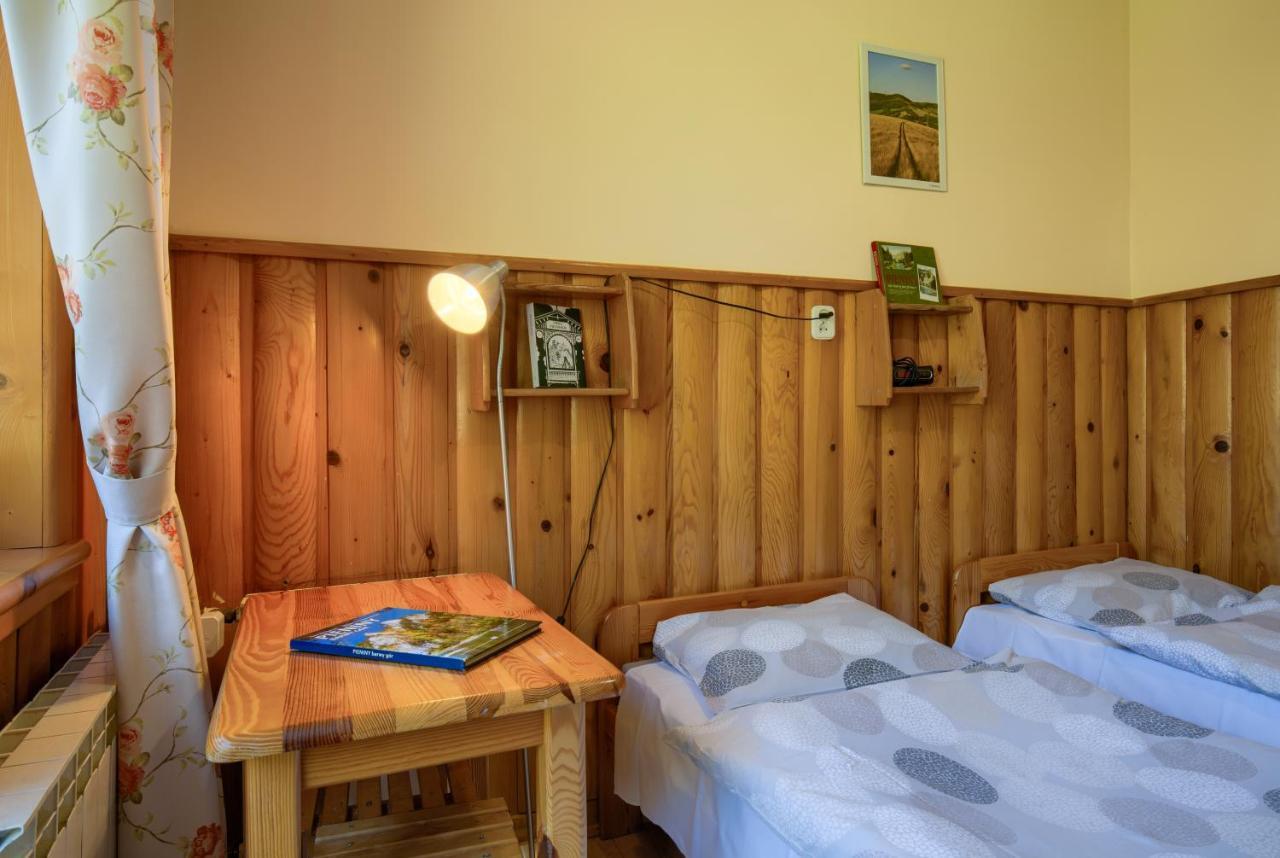Schronisko Pttk Trzy Korony Bed and Breakfast Sromowce Niżne Buitenkant foto