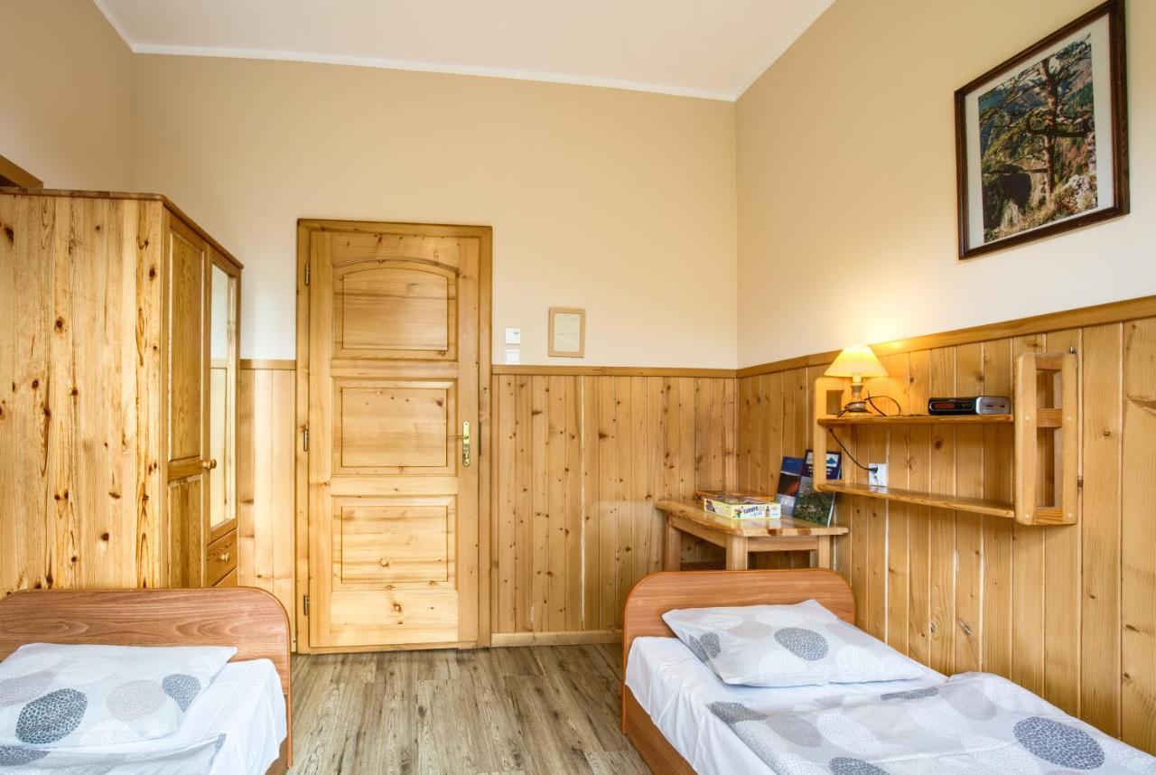 Schronisko Pttk Trzy Korony Bed and Breakfast Sromowce Niżne Buitenkant foto